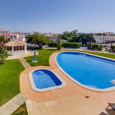 Crisgolf Apartmán *