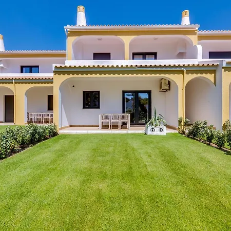Crisgolf Apartmán *
